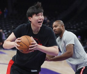 杨瀚森萎靡状况仍未改观 里斯被重用又成当头一棒